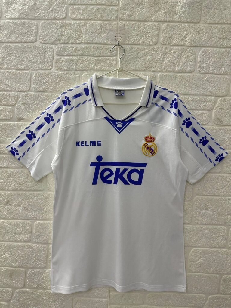 REAL MADRID RETRO JERSEYS